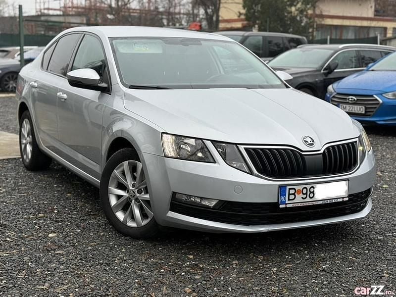 Gri Utilizat 2019 Skoda Octavia Berlinǎ | 9.500 EUR (Super Preț) - Imagine 1/4