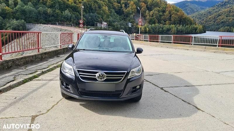 Culoarenegru Utilizat 2009 VW Tiguan Sportline SUV | 7.000 EUR (Preț OK) - Imagine 1/4