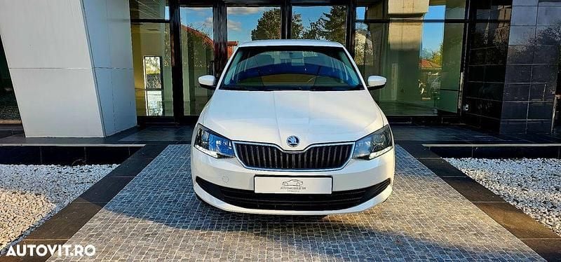 Alb Utilizat 2017 Skoda Fabia Ambition Hatchback | 5.700 EUR (Preț bun) - Imagine 1/4