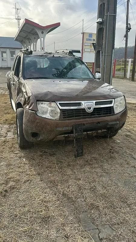 Utilizat 2011 Dacia Duster SUV | 2.400 EUR - Imagine 1/4