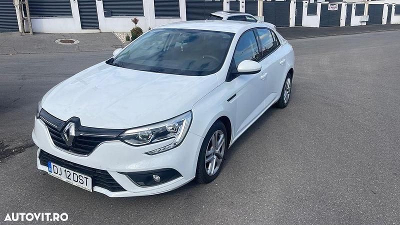 Culoarealb Utilizat 2020 Renault Mégane IV Life Berlinǎ | 9.800 EUR (Preț OK) - Imagine 1/4