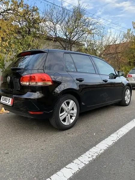 Negru Utilizat 2012 VW Golf VI Edition Hatchback | 6.500 EUR (Puțin scump) - Imagine 1/4