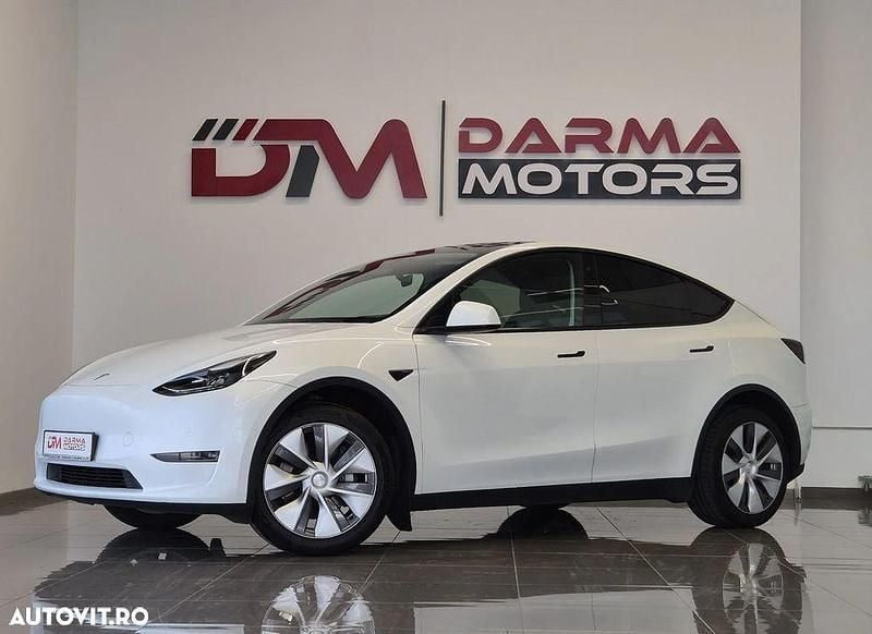 Culoarealb Utilizat 2022 Tesla Model Y SUV | 33.490 EUR (Preț bun) - Imagine 1/4