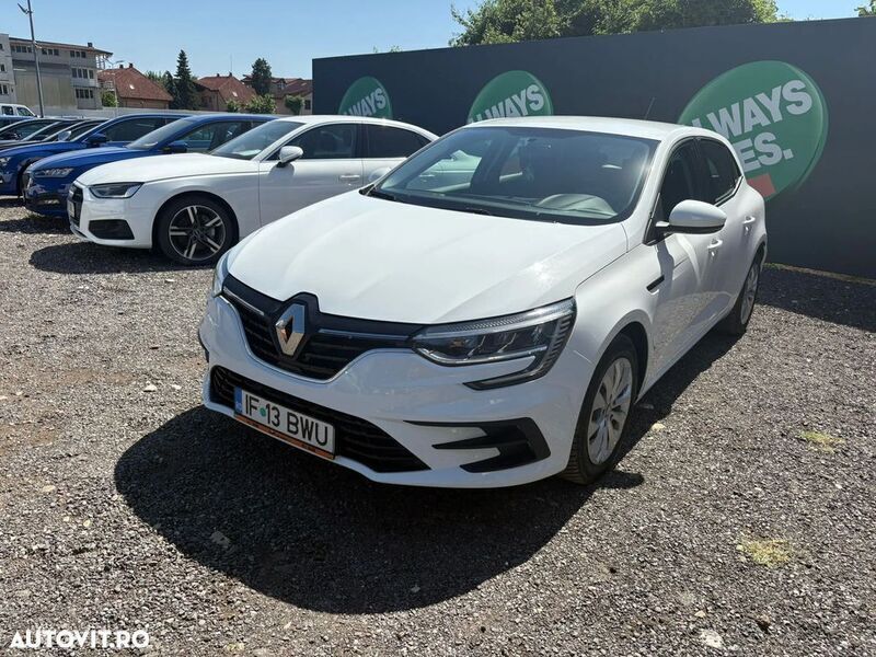 Alb Utilizat 2021 Renault Mégane IV Life Hatchback | 12.150 EUR (Preț OK) - Imagine 1/4