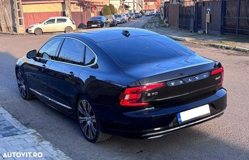 Second-hand Volvo S90 Inscription 300 CP (220 kW) 2022 Culoarenegru Berlinǎ
