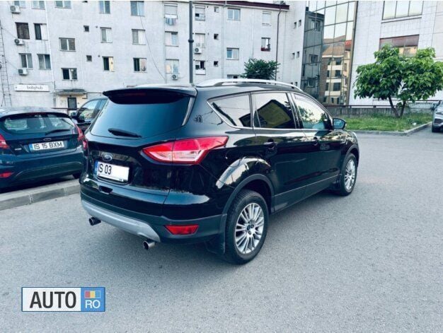 Negru Utilizat 2013 Ford Kuga SUV | 9.250 EUR (Preț OK) - Imagine 1/4