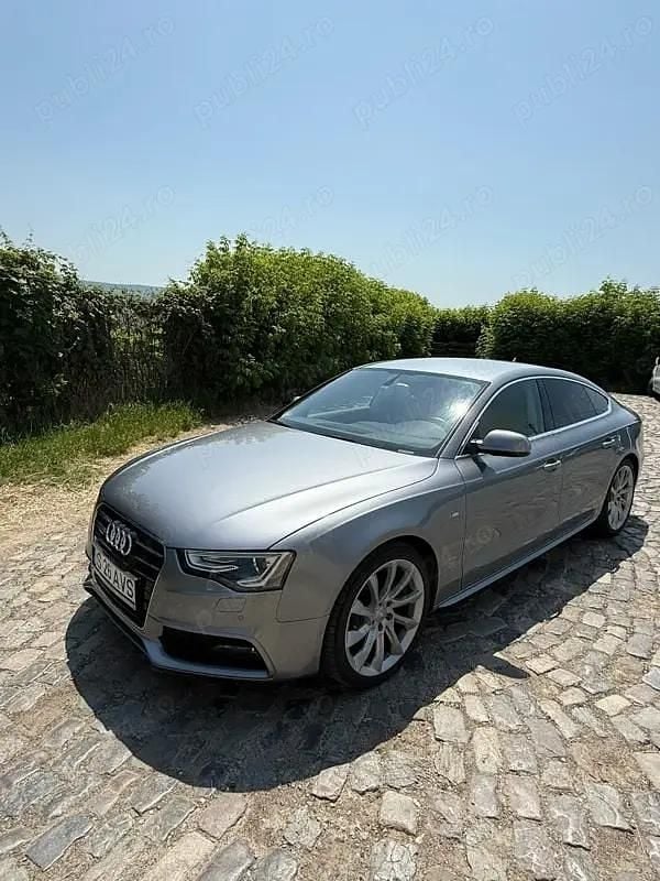 Gri Second-hand 2015 Audi A5 Sportback Hatchback | 15.400 EUR (Preț OK) - Imagine 1/4