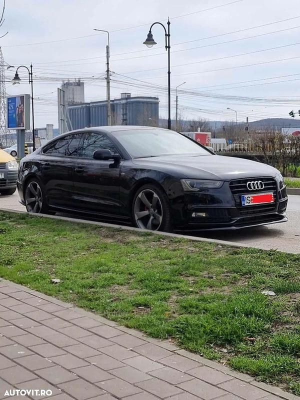Culoarenegru Utilizat 2014 Audi A5 Sportback Design Berlinǎ | 12.800 EUR (Preț bun) - Imagine 1/4
