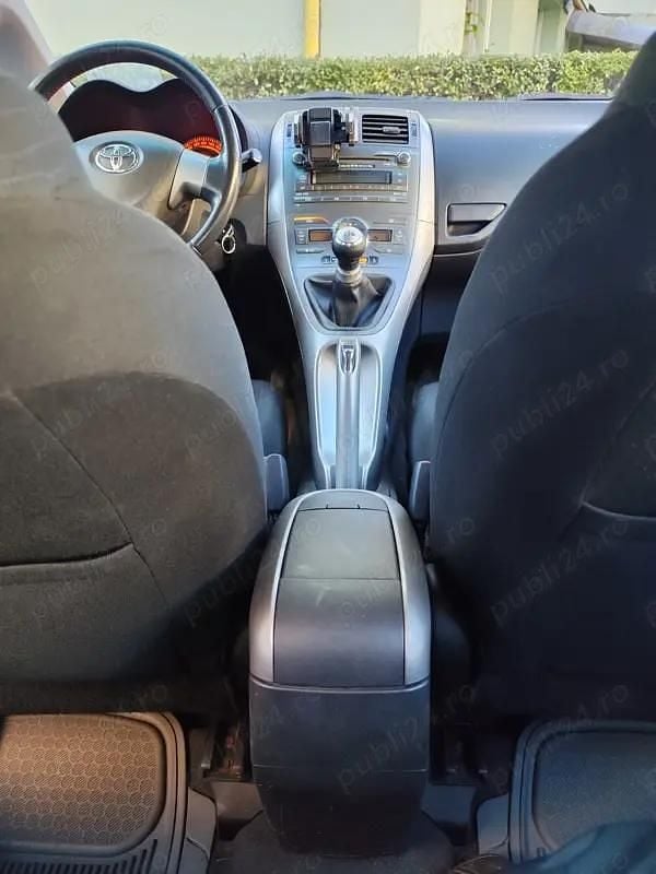 Utilizat 2008 Toyota Auris Hatchback | 3.500 EUR (Preț bun) - Imagine 1/4