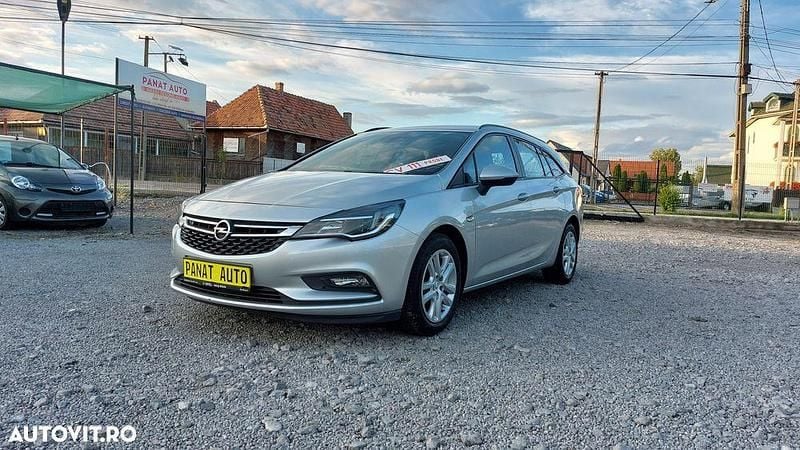 Second-hand Opel Astra Edition 110 CP (80 kW) 2017 Culoareargint Break