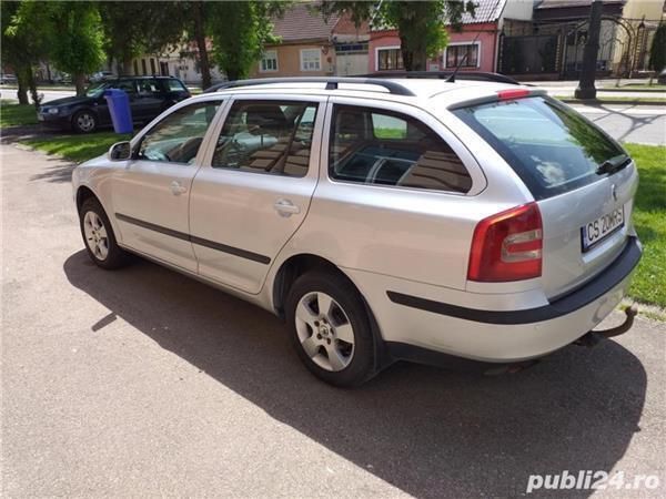 Gri Utilizat 2006 Skoda Octavia Break | 2.000 EUR - Imagine 1/4
