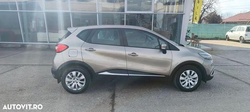 Second-hand Renault Captur Dynamique 90 CP (66 kW) 2014 Culoaregalbeuriu SUV