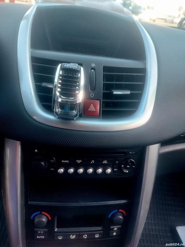 Second-hand Peugeot 207 72 CP (52 kW) 2009 Alb Hatchback