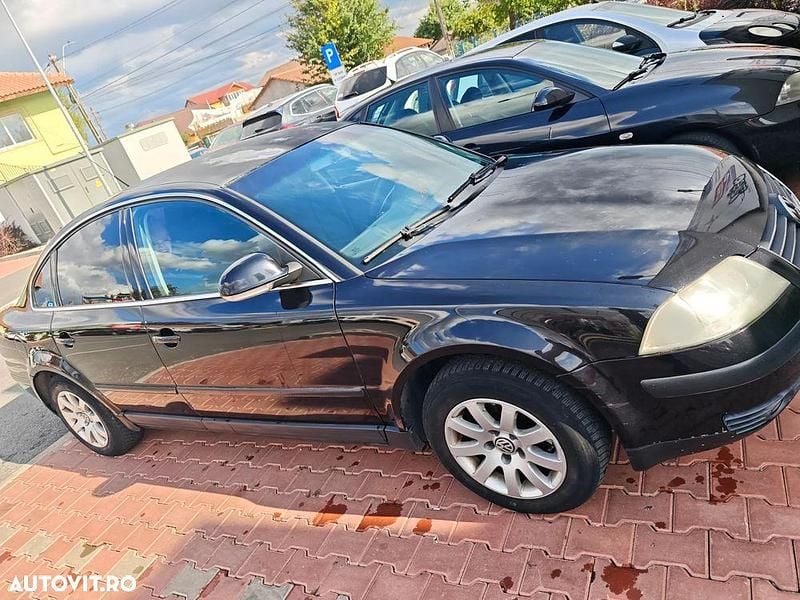 Second-hand VW Passat Comfortline 100 CP (73 kW) 2004 Culoarenegru Break