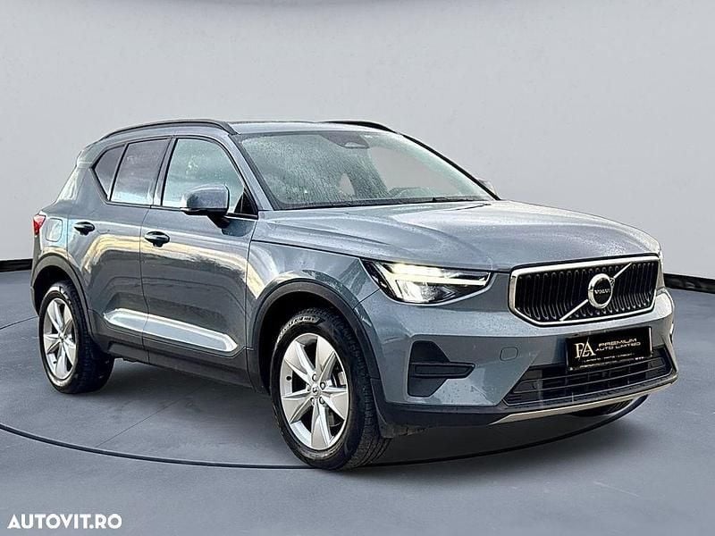 Culoaregri Utilizat 2022 Volvo XC40 Plus SUV | 27.552 EUR (Preț OK) - Imagine 1/4