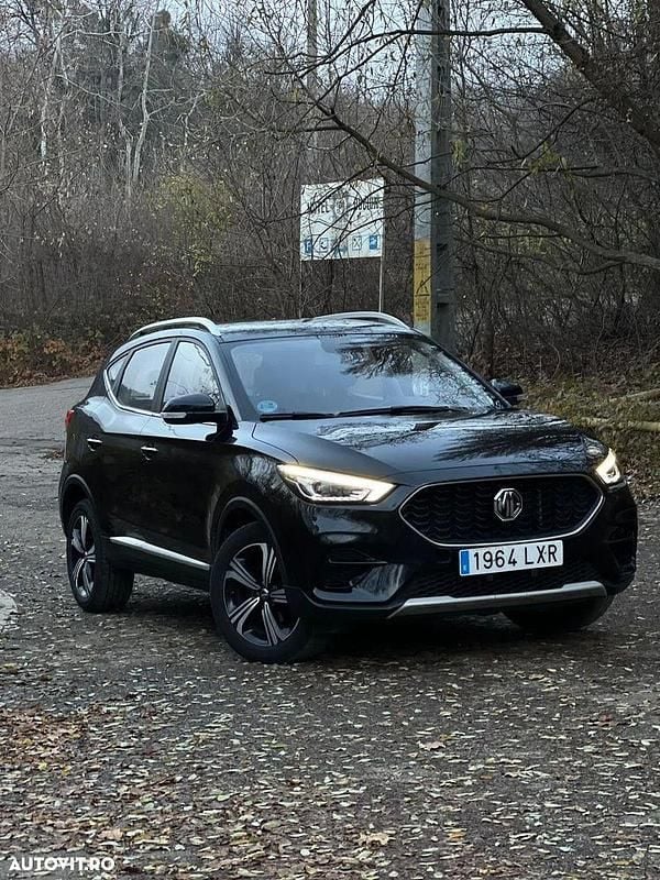 Culoarenegru Utilizat 2022 MG ZS SUV | 12.499 EUR (Super Preț) - Imagine 1/4