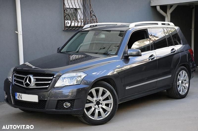 Culoaregri Second-hand 2011 Mercedes GLK220 Sport Edition SUV | 8.700 EUR (Preț bun) - Imagine 1/4