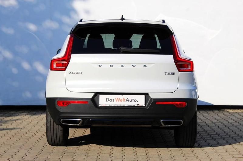 Second-hand Volvo XC40 R-Design 180 CP (132 kW) 2020 Albnormal SUV