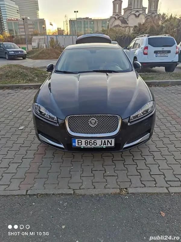 Utilizat 2014 Jaguar XF Berlinǎ | 10.000 EUR (Preț OK) - Imagine 1/4