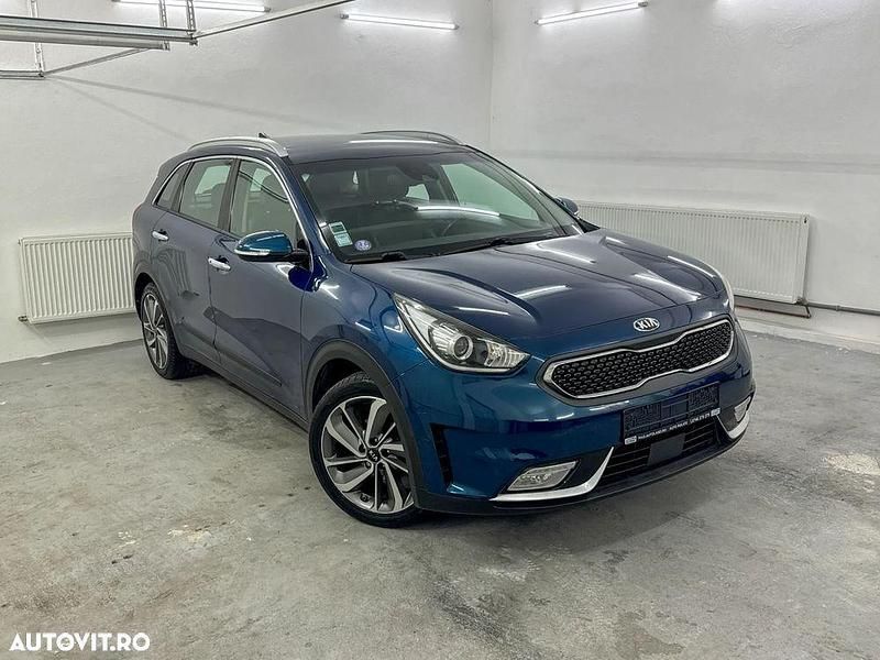 Culoarealbastru Utilizat 2017 Kia Niro SUV | 12.800 EUR (Preț OK) - Imagine 1/4