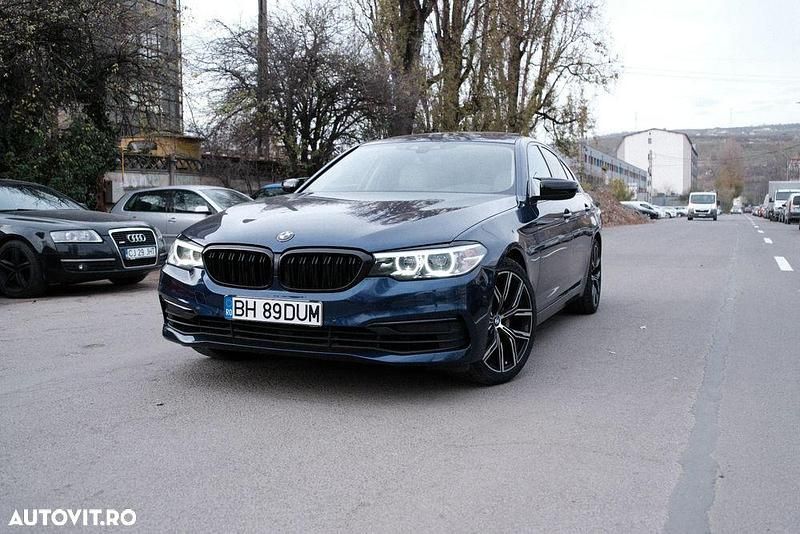 Culoarealbastru Utilizat 2018 BMW 520 Comfort Edition Berlinǎ | 21.900 EUR (Preț OK) - Imagine 1/4
