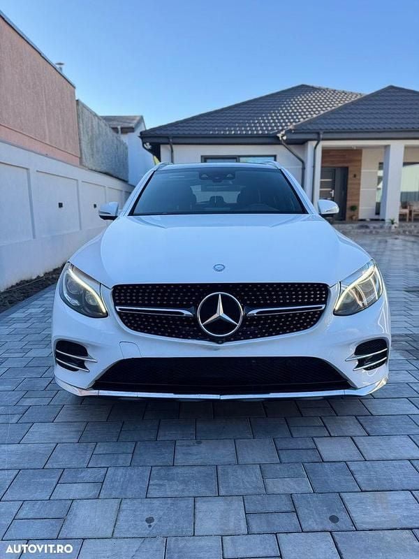 Second-hand Mercedes GLC250 204 CP (150 kW) 2016 Culoarealb SUV