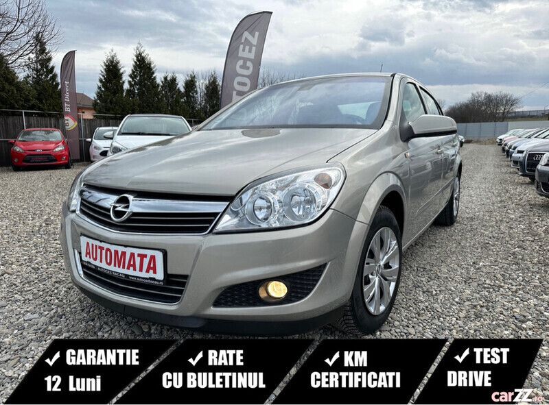 Argintiu Utilizat 2009 Opel Astra Selection Berlinǎ | 5.490 EUR (Puțin scump) - Imagine 1/4