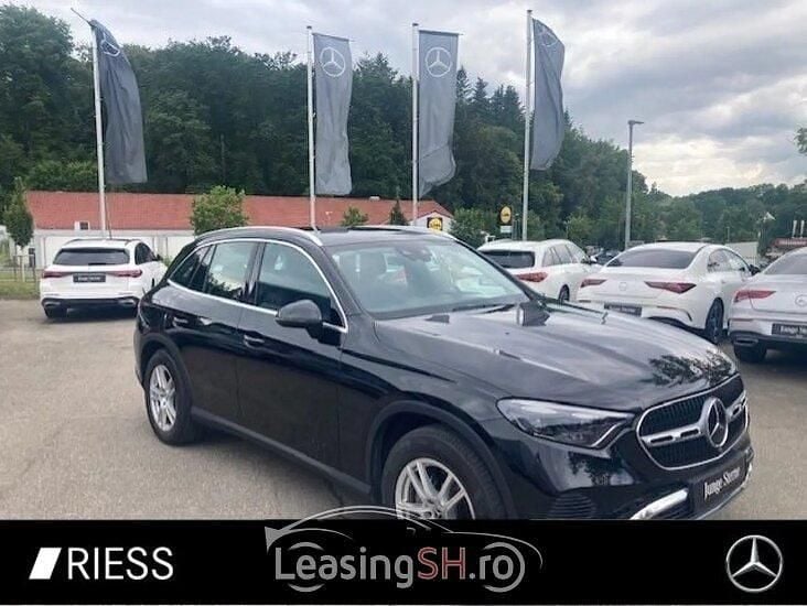 Negru Utilizat 2023 Mercedes A220 Avantgarde SUV | 55.064 EUR (Preț bun) - Imagine 1/4