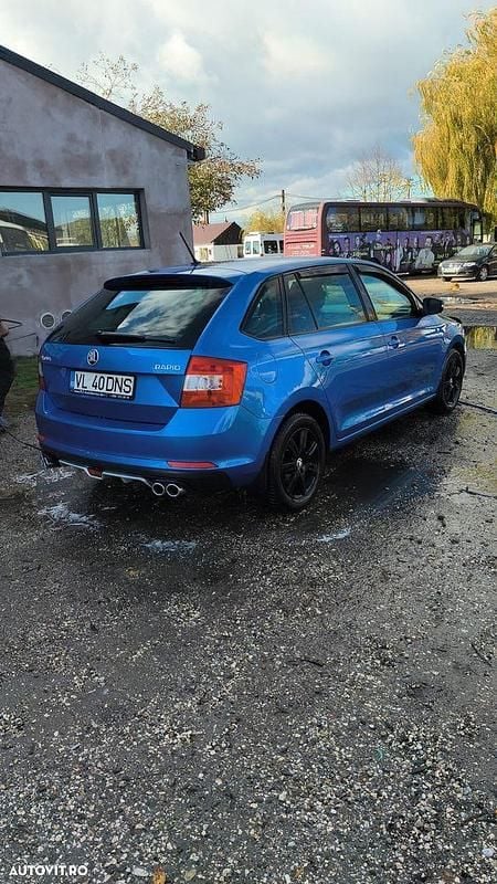 Second-hand Skoda Rapid Style 90 CP (66 kW) 2016 Culoarealbastru Hatchback