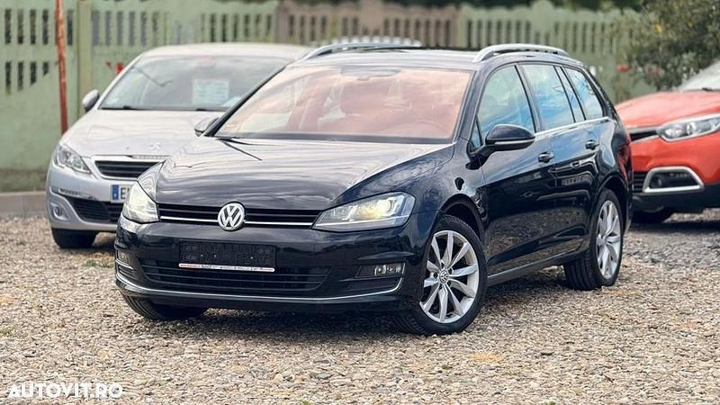 Culoarenegru Utilizat 2016 VW Golf VII Highline Break | 9.990 EUR (Preț OK) - Imagine 1/4