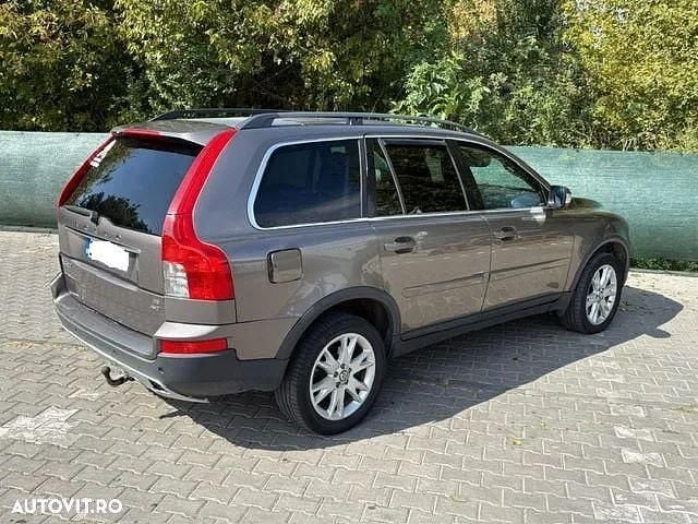 Second-hand Volvo XC90 Momentum 185 CP (136 kW) 2010 Culoarebej SUV
