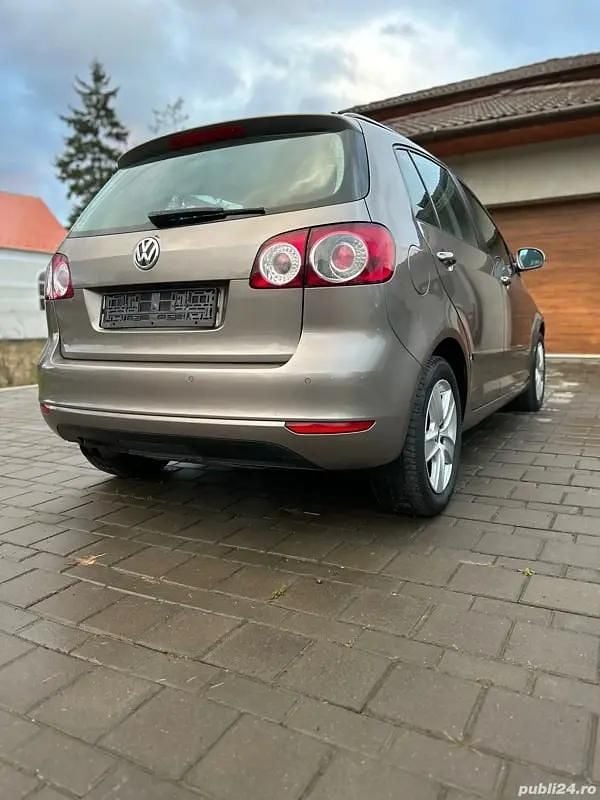 Utilizat 2012 VW Golf Berlinǎ | 4.999 EUR (Preț OK) - Imagine 1/4