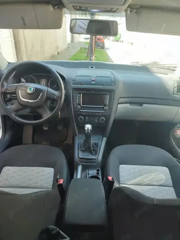 Utilizat 2011 Skoda Octavia Break | 4.300 EUR (Preț OK) - Imagine 1/4