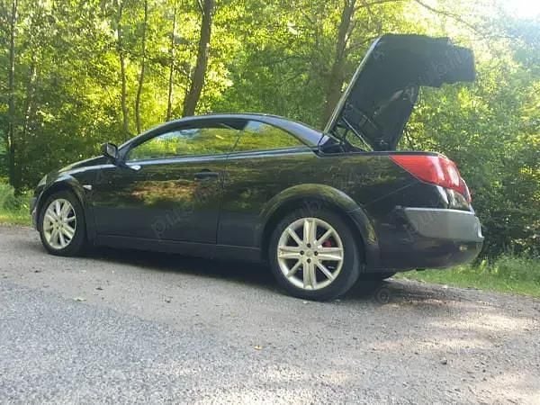Second-hand Renault Mégane Coupé 131 CP (96 kW) 2007 Coupe