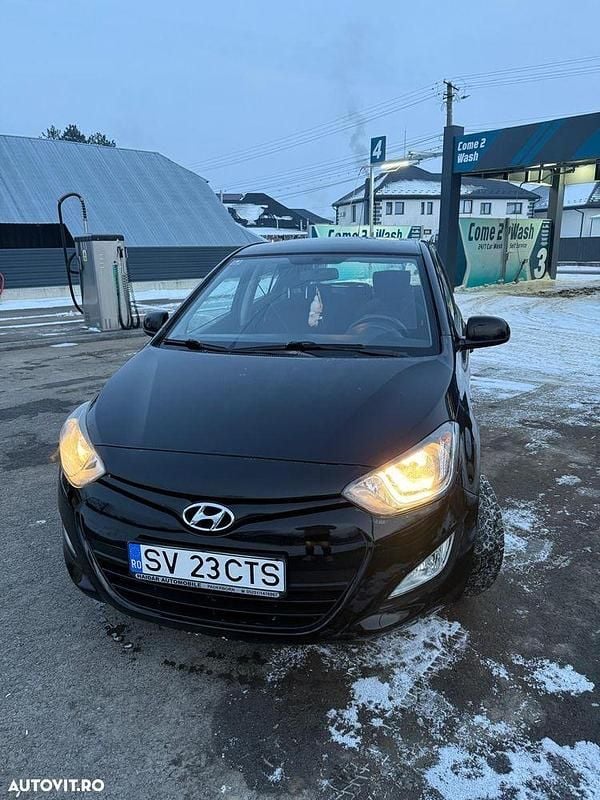 Culoarenegru Utilizat 2013 Hyundai i20 | 4.800 EUR - Imagine 1/4