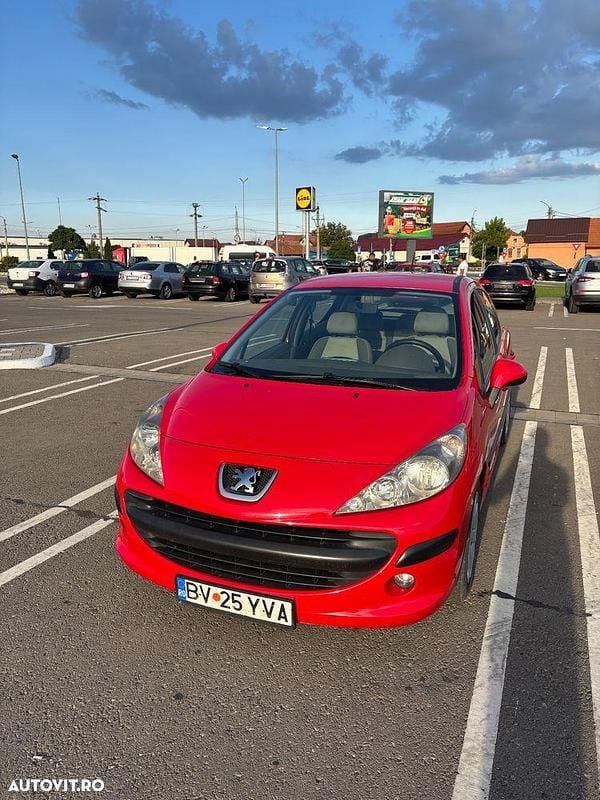 Culoarerosu Utilizat 2008 Peugeot 207 | 2.200 EUR (Preț bun) - Imagine 1/4