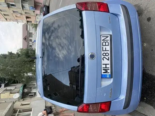 Utilizat 2005 Fiat Idea Monovolum | 1.700 EUR - Imagine 1/4