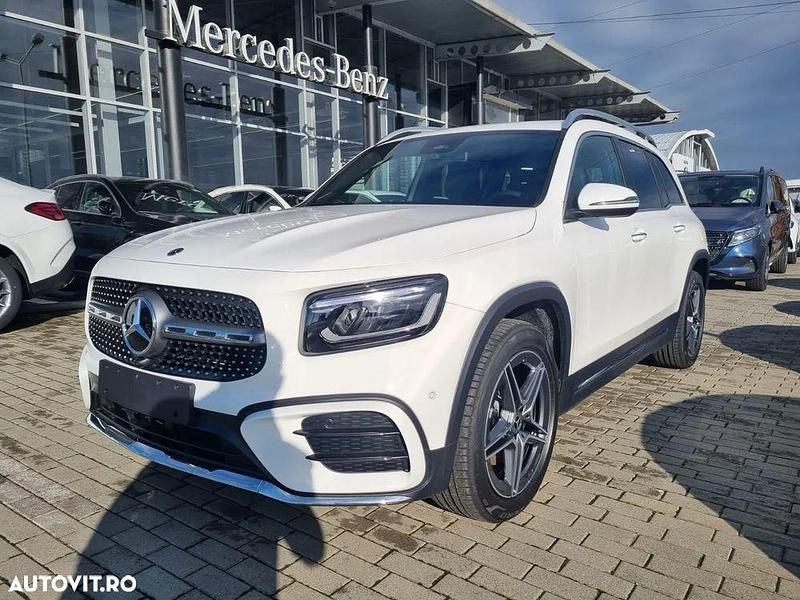 Culoarealb Nouă 2025 Mercedes GLB200 SUV | 55.539 EUR - Imagine 1/4