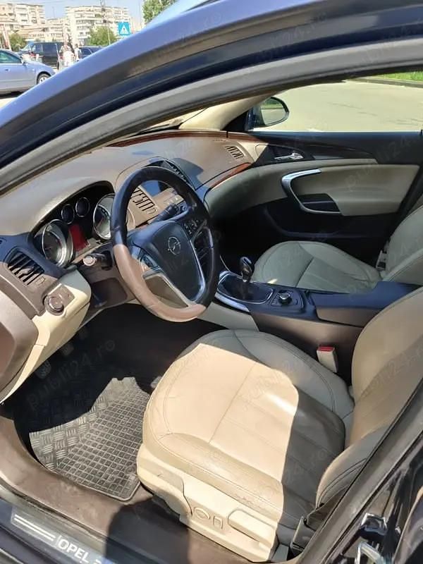Second-hand Opel Insignia Sport 160 CP (117 kW) 2009 Albastru Break