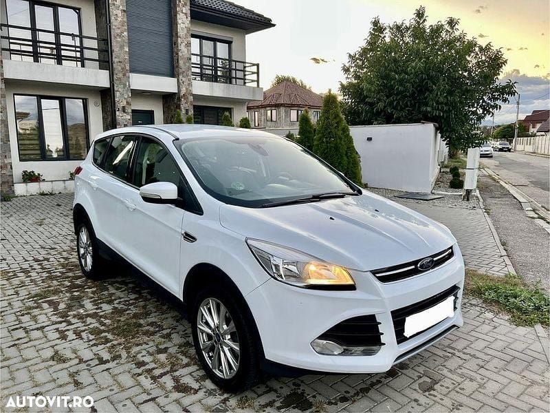 Culoarealb Utilizat 2015 Ford Kuga Titanium SUV | 9.900 EUR (Preț bun) - Imagine 1/4