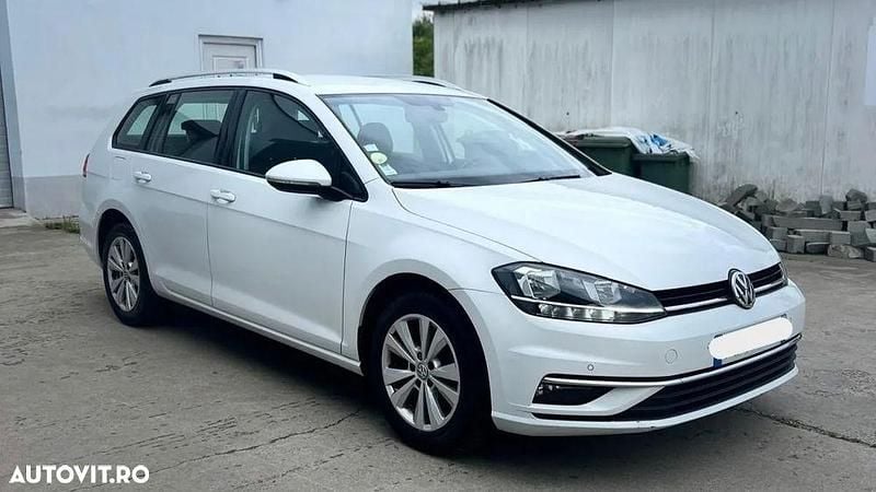 Culoarealb Utilizat 2020 VW Golf VII Comfortline Break | 10.699 EUR (Super Preț) - Imagine 1/4