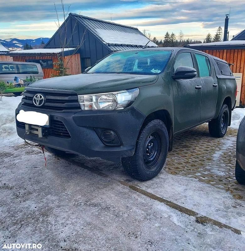 Verde Utilizat 2019 Toyota HiLux Comfort Pickup | 31.000 EUR (Preț OK) - Imagine 1/4