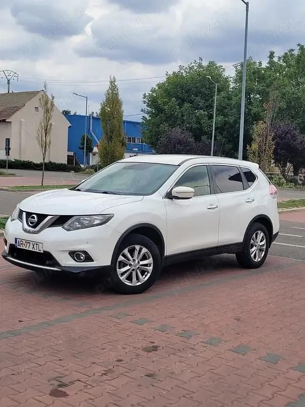 Alb Second-hand 2015 Nissan X-Trail SUV | 10.600 EUR (Preț OK) - Imagine 1/4