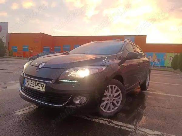 Negru Utilizat 2013 Renault Mégane III Bose Edition Hatchback | 4.900 EUR (Preț bun) - Imagine 1/4