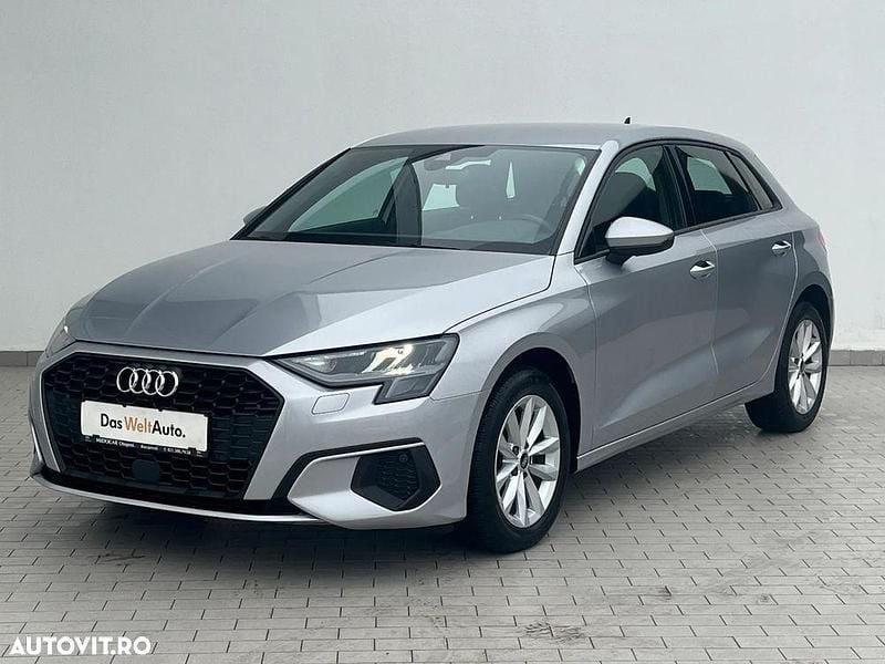 Gri mediu normal Second-hand 2021 Audi A3 Advanced Hatchback | 17.880 EUR (Preț OK) - Imagine 1/4