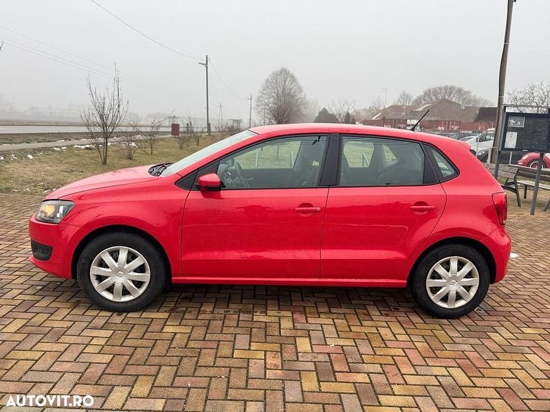 Second-hand VW Polo 70 CP (51 kW) 2010 Culoarerosu Hatchback
