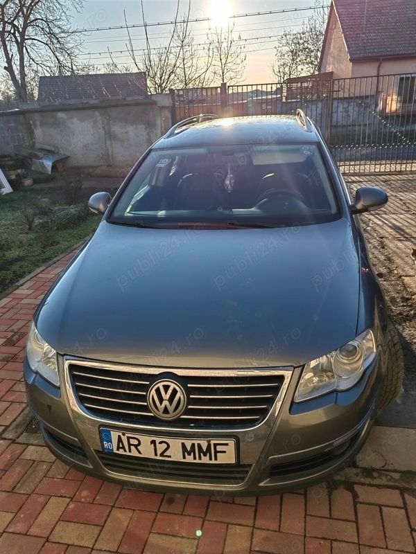 Gri Utilizat 2007 VW Passat Break | 2.500 EUR (Preț bun) - Imagine 1/4