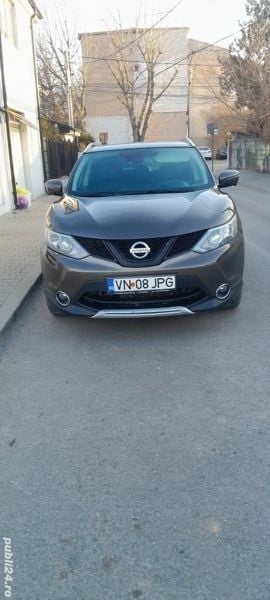 Utilizat 2015 Nissan Qashqai SUV | 9.000 EUR (Preț bun) - Imagine 1/4