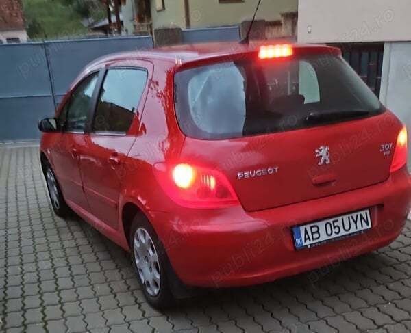 Utilizat 2003 Peugeot 307 Berlinǎ | 1.900 EUR (Puțin scump) - Imagine 1/4