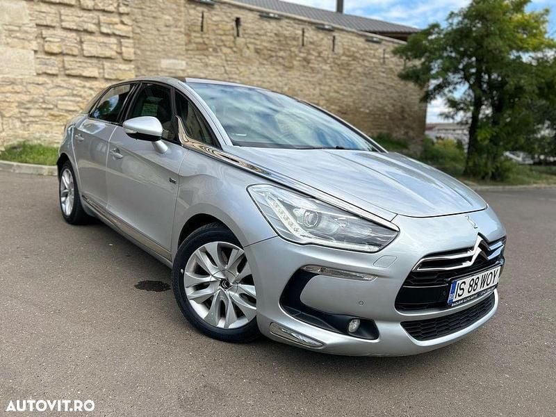 Culoaregri Utilizat 2014 Citroën DS5 Sport Chic Hatchback | 8.490 EUR (Puțin scump) - Imagine 1/4